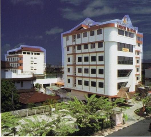 Amans Hotel Ambon Exterior foto